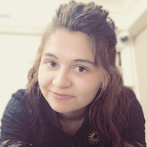 Meet your Posher, Abby